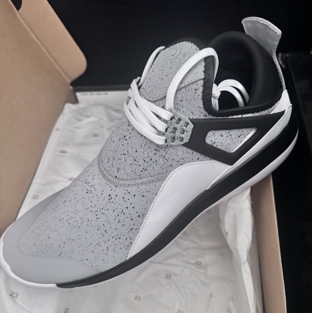 Jordan Fly 89 Wolf Grey